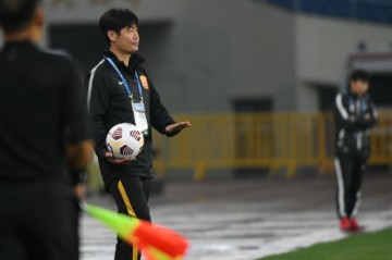 爱游戏登录入口-李霄鹏执教武汉难求一胜 新援替补登场组三叉戟